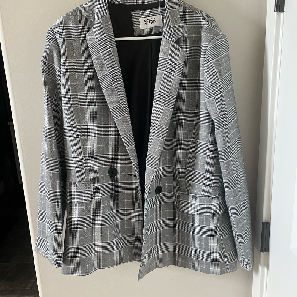 LF SEEK Gray Plaid Blazer